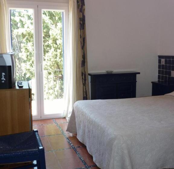 בית מלון כפרי Port Lligat