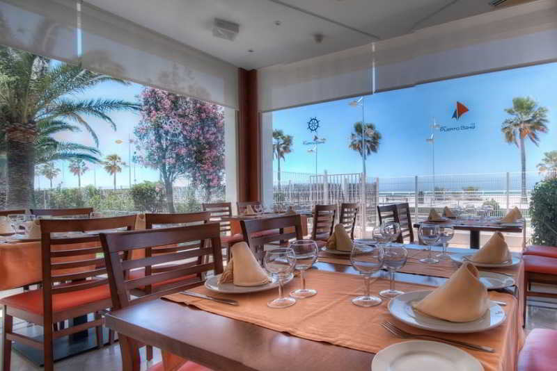 酒店 Puertobahia & Spa