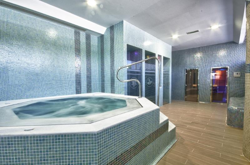 酒店 Puertobahia & Spa