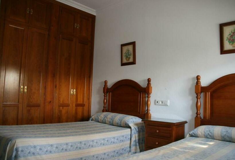 בית מלון כפרי Real