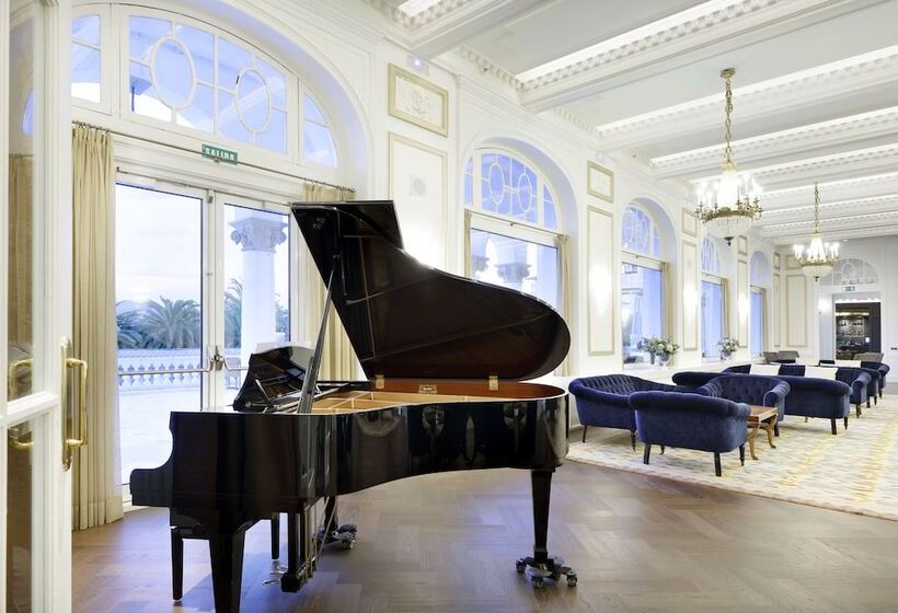 Eurostars Hotel Real