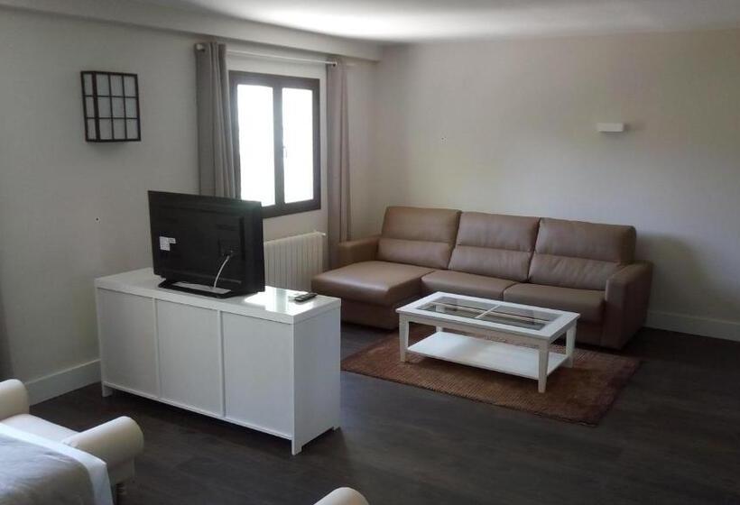 هتل Cueva Del Fraile