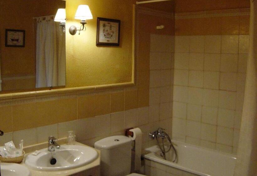 هتل Cueva Del Fraile