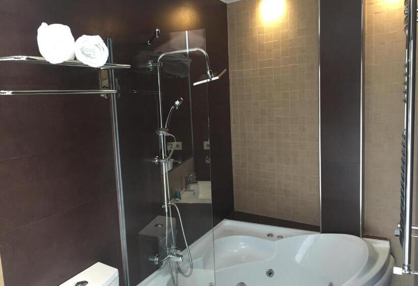 هتل Cueva Del Fraile