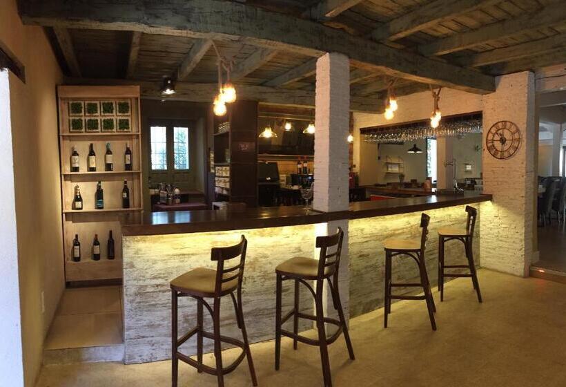 هتل Cueva Del Fraile