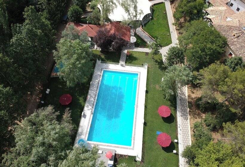 هتل Cueva Del Fraile