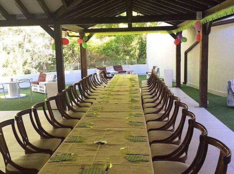 هتل Cueva Del Fraile