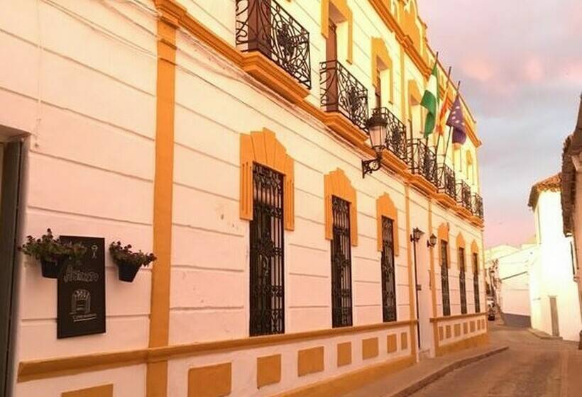 酒店 El Comendador