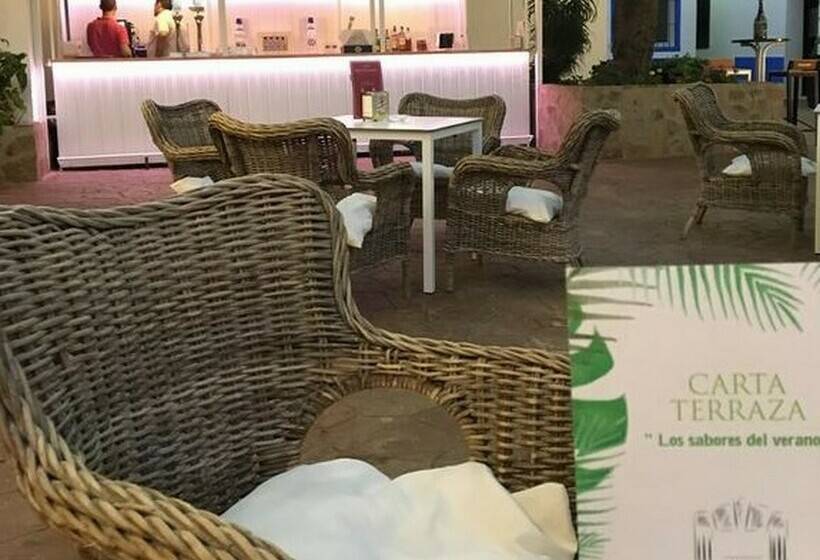 酒店 El Comendador