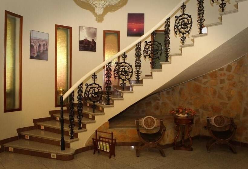 Отель Restaurante El Cortijo De Miajadas