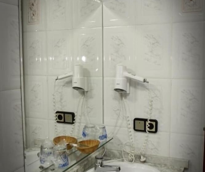 Отель Restaurante El Cortijo De Miajadas