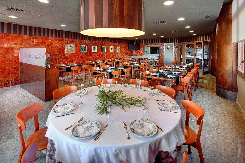 فندق Rey Sancho Ramírez Somontano Sl