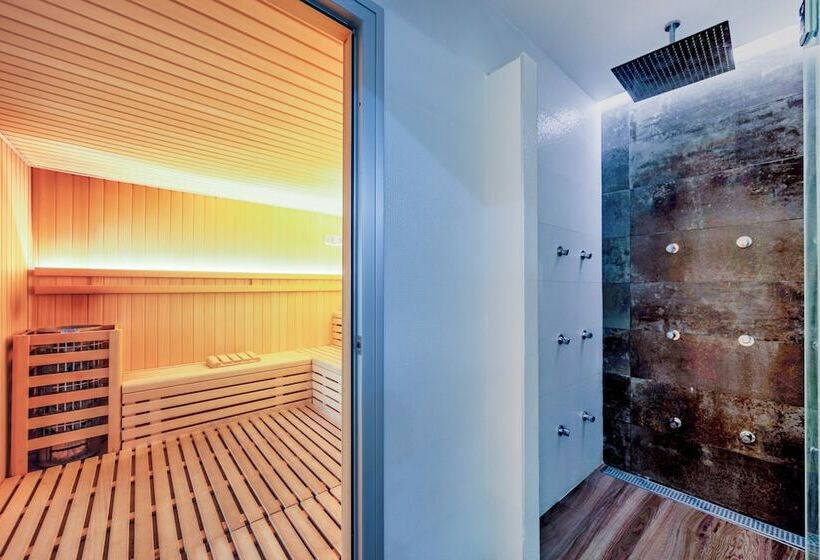 Отель Rosaleda Del Mijares