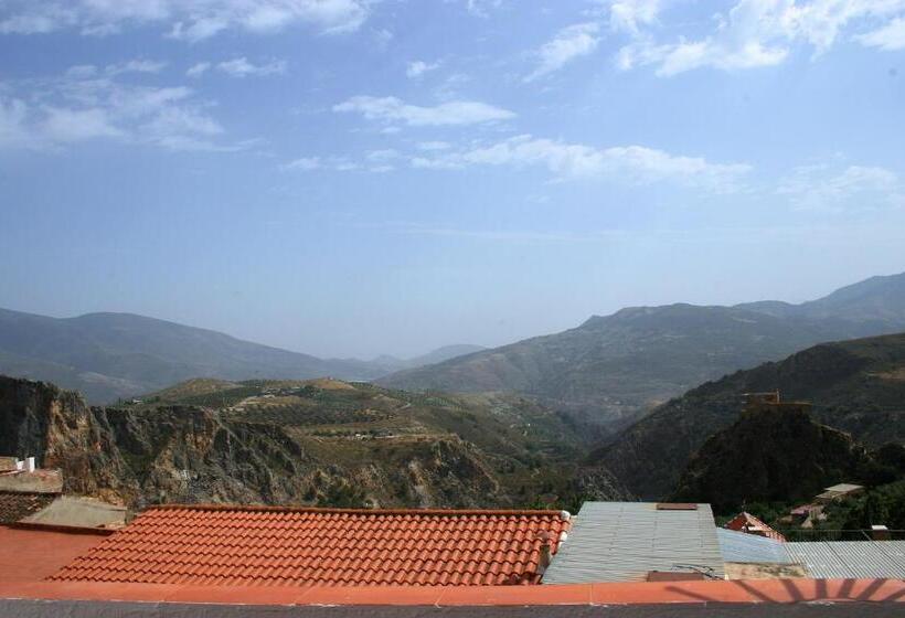 Сельский отель Lanjaron