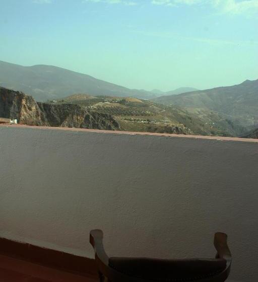 Сельский отель Lanjaron