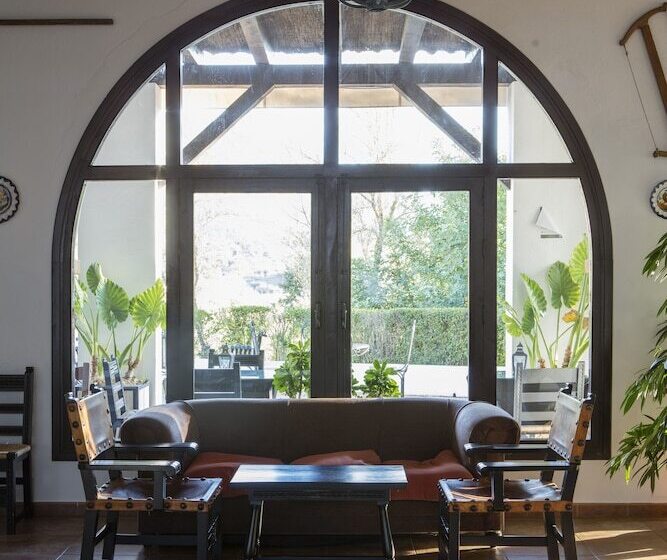 田舎風ホテル Tugasa Las Truchas