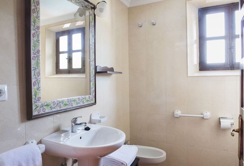 田舎風ホテル Tugasa Las Truchas