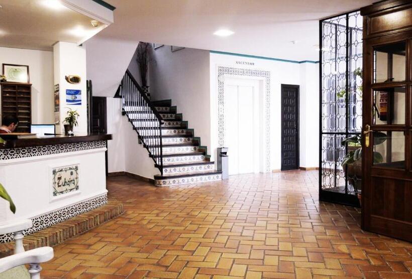 Сельский отель Zuhayra