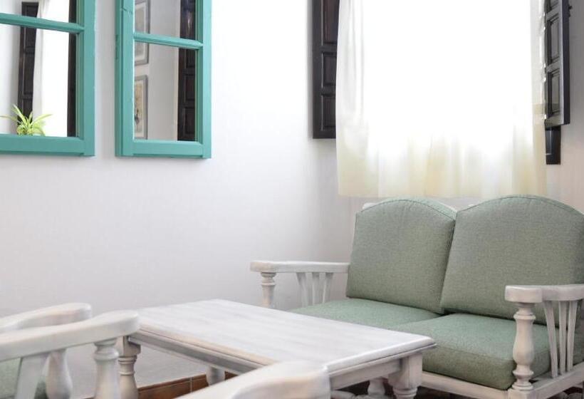 Сельский отель Zuhayra