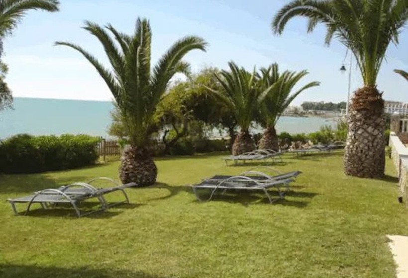 Отель Sancho Iii