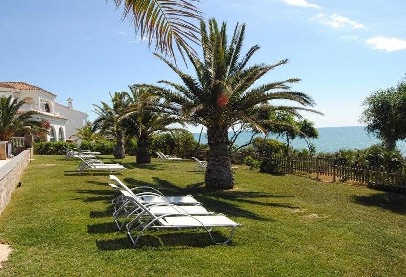 Отель Sancho Iii