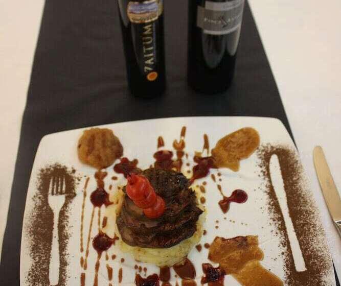 هتل Santa Cecilia