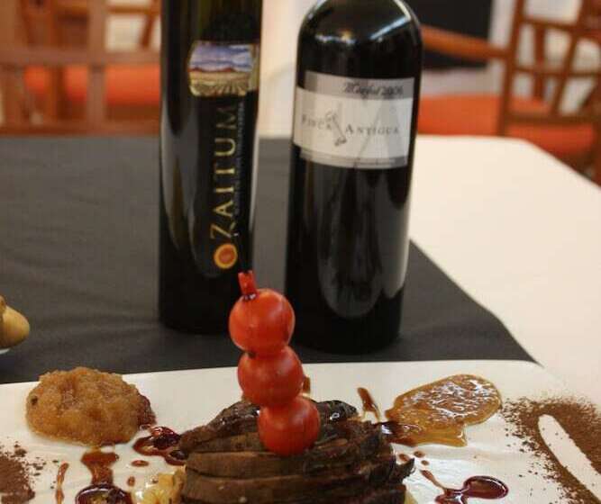 هتل Santa Cecilia