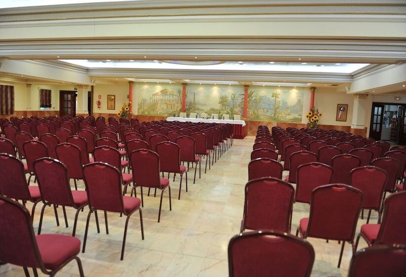 هتل Santa Cecilia