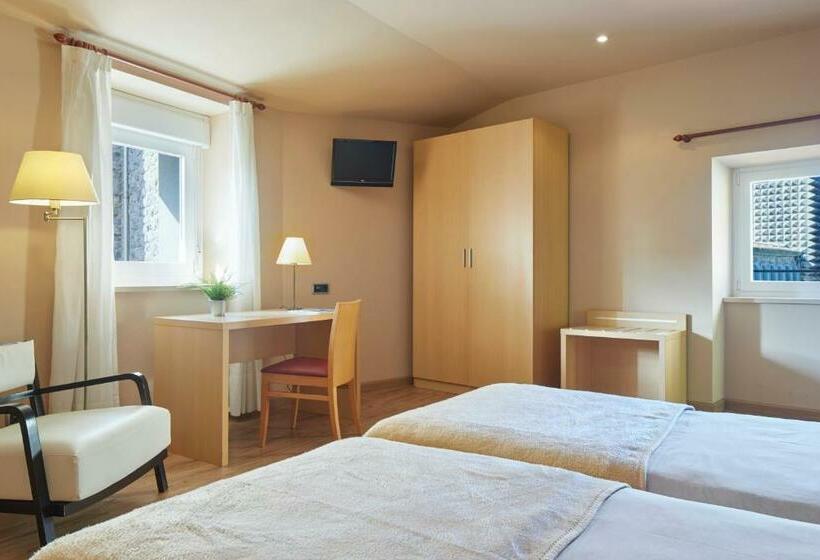 בית מלון כפרי Iraipe Santuario De Arantzazu