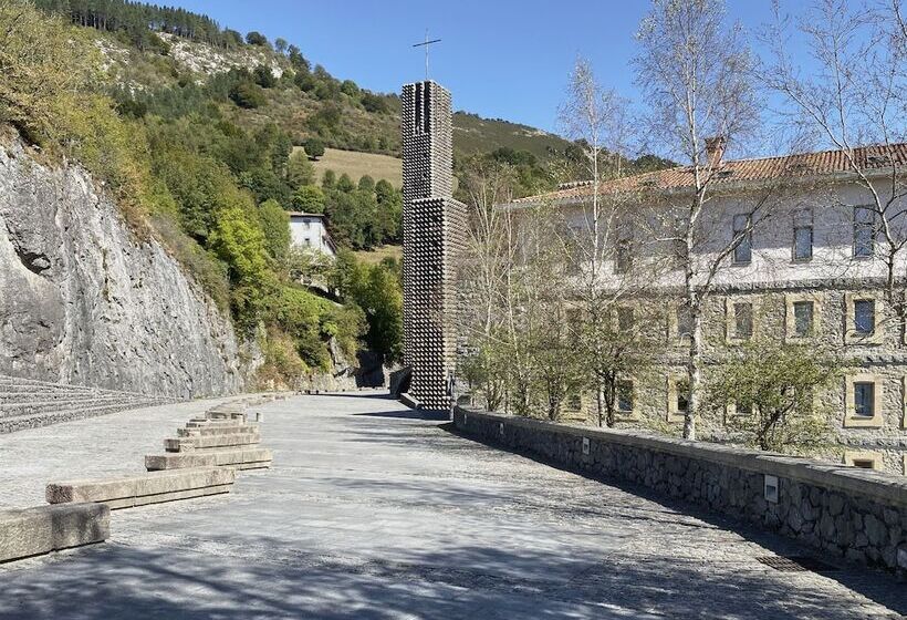 בית מלון כפרי Iraipe Santuario De Arantzazu