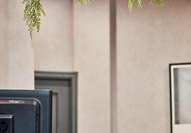 هتل Eurostars Amara