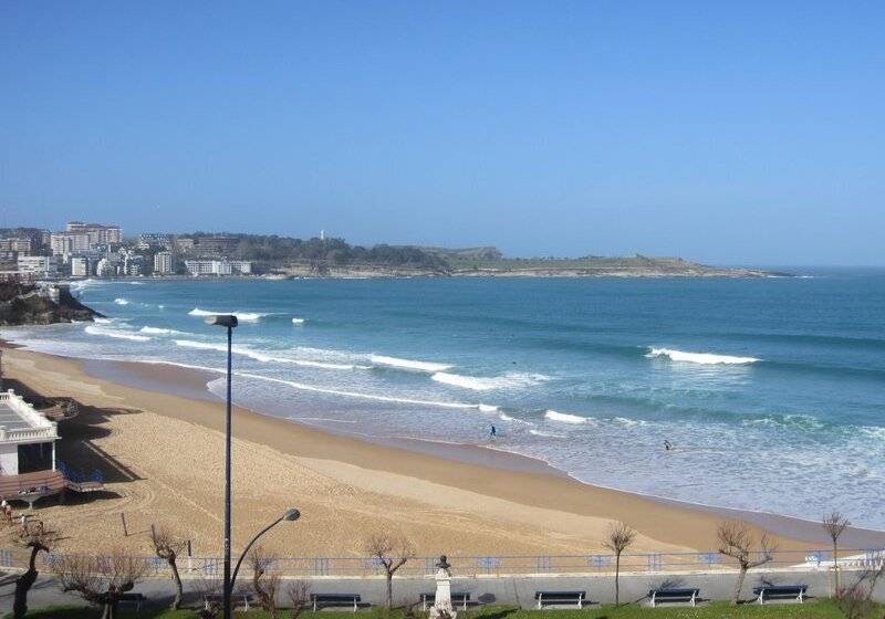 ホテル Dorma Sardinero