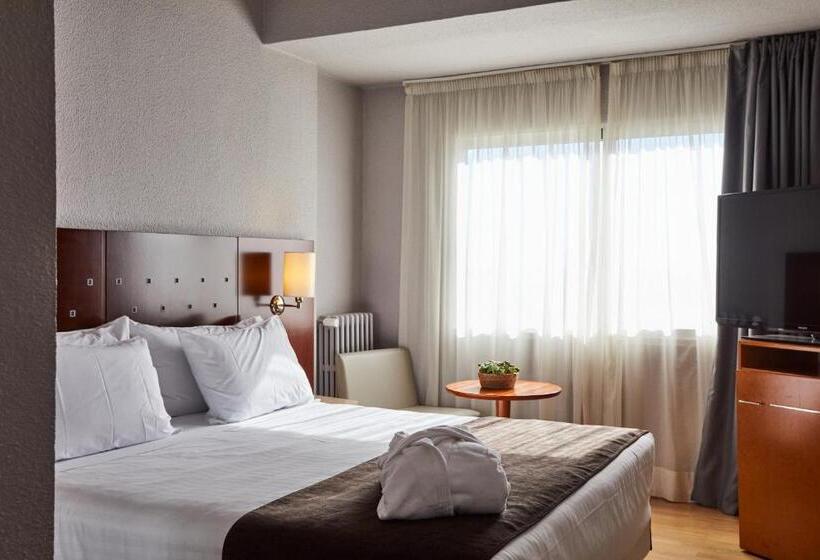 בית מלון כפרי Silken Turcosa