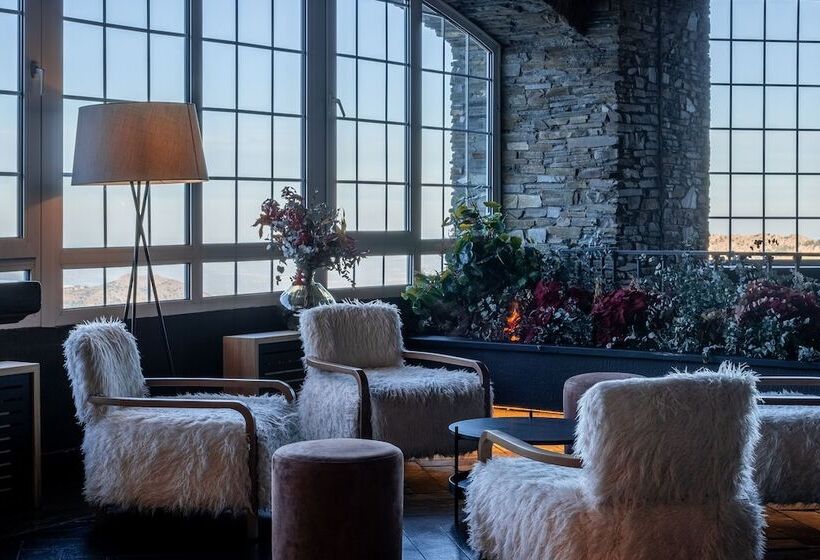 فندق The Mountains