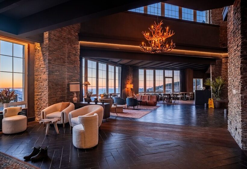 فندق The Mountains