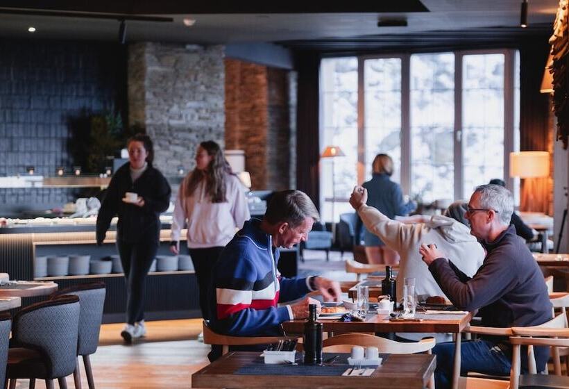 فندق The Mountains