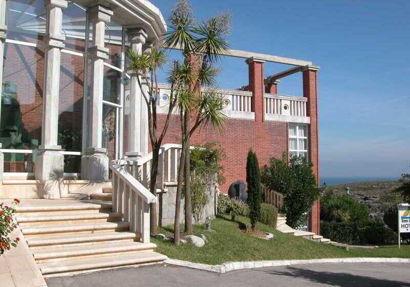 هتل Torre Cristina