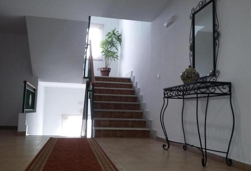 בית מלון כפרי Tres Jotas Conil