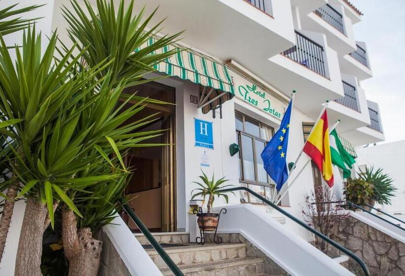 בית מלון כפרי Tres Jotas Conil