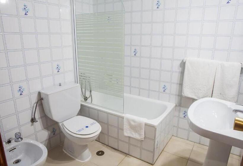 בית מלון כפרי Tres Jotas Conil