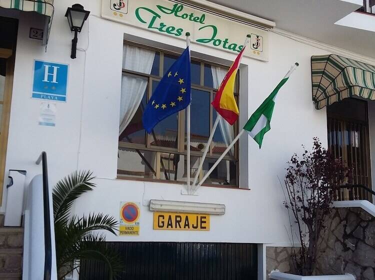 בית מלון כפרי Tres Jotas Conil