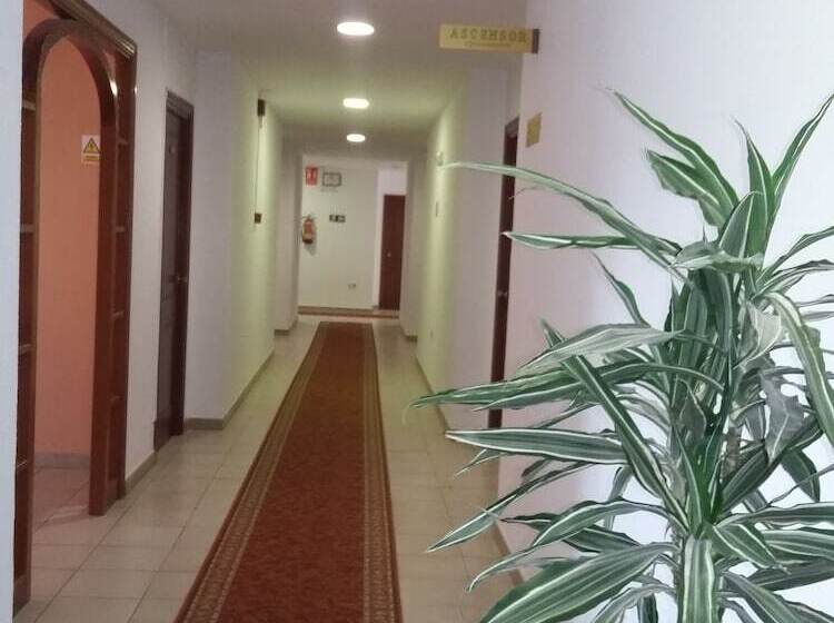 בית מלון כפרי Tres Jotas Conil