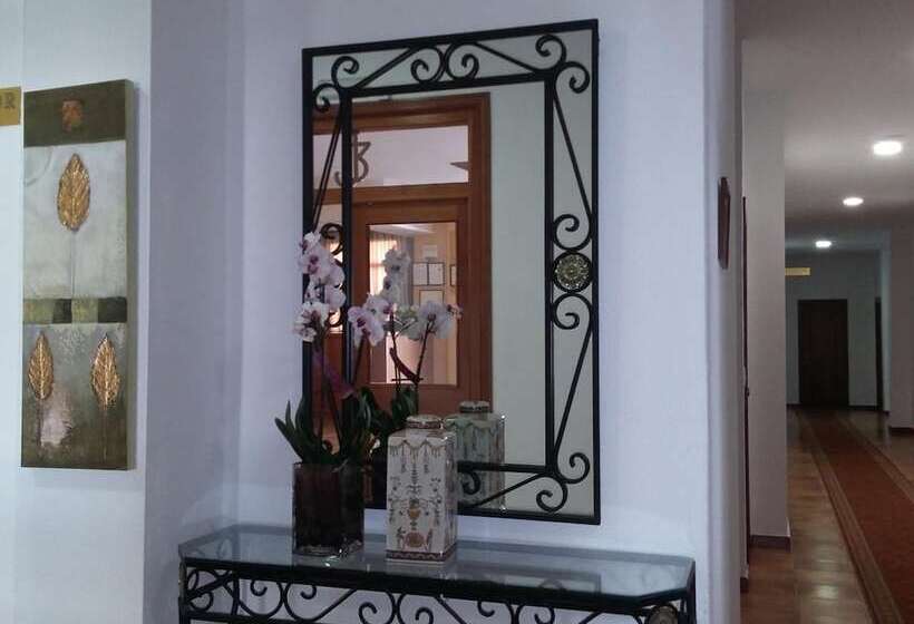 בית מלון כפרי Tres Jotas Conil