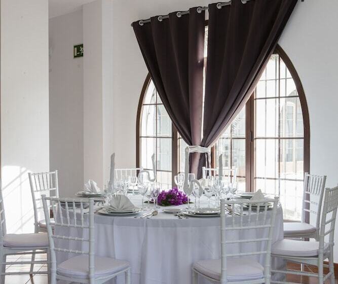 فندق Tugasa Villa De Algar