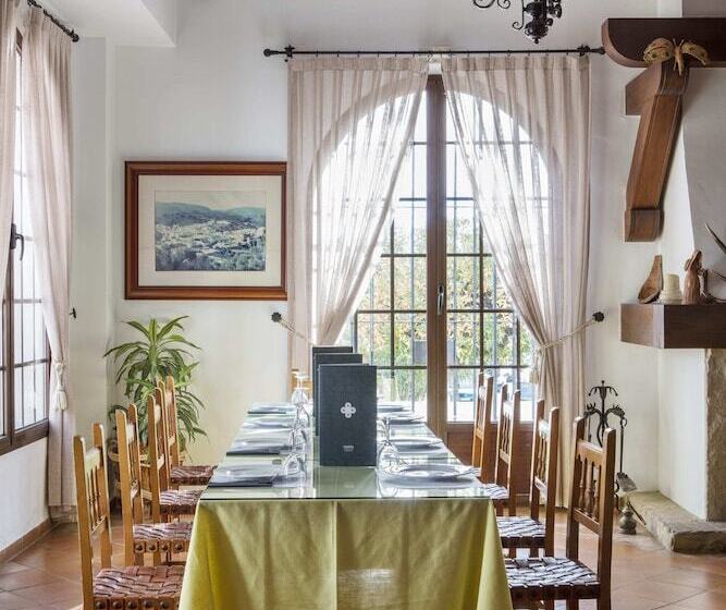 فندق Tugasa Villa De Algar