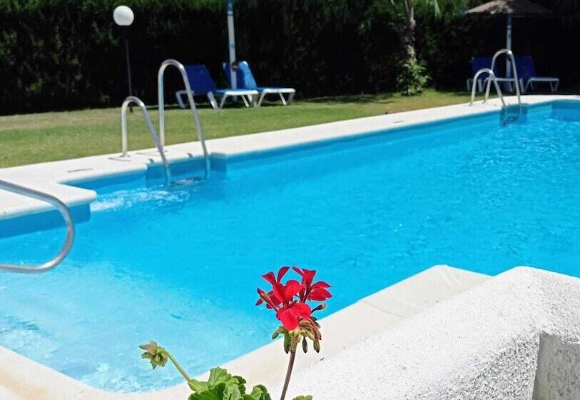 فندق Tugasa Villa De Algar