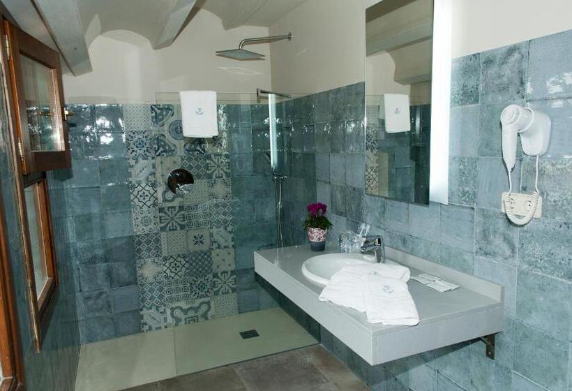 فندق Villa De Alquézar