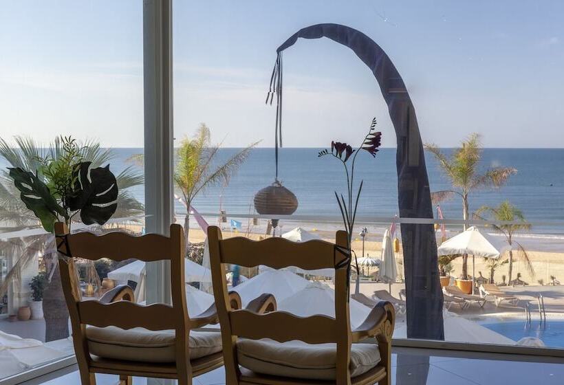 On Hotels Oceanfront - Adults Designed