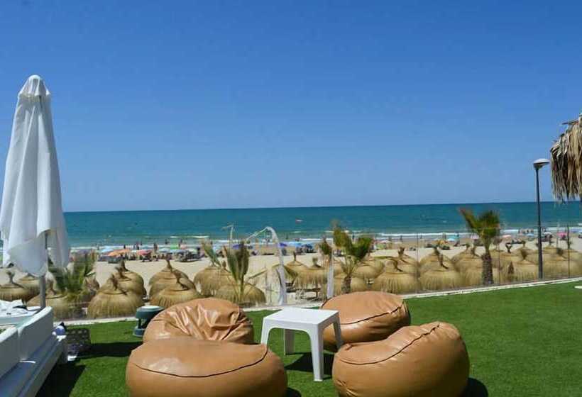 On Hotels Oceanfront - Adults Designed