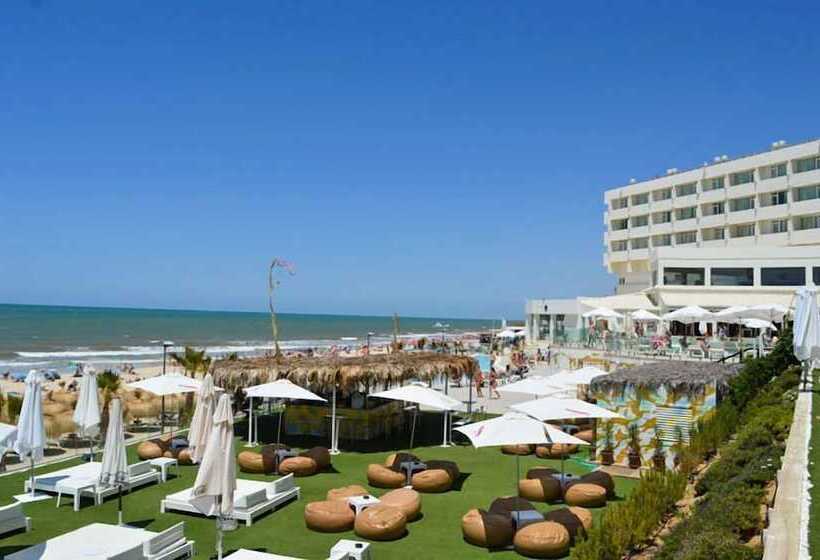 On Hotels Oceanfront - Adults Designed